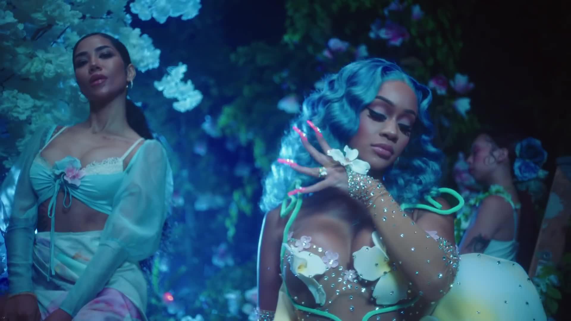 Saweetie ft. Jhene Aiko - Back To The Streets
